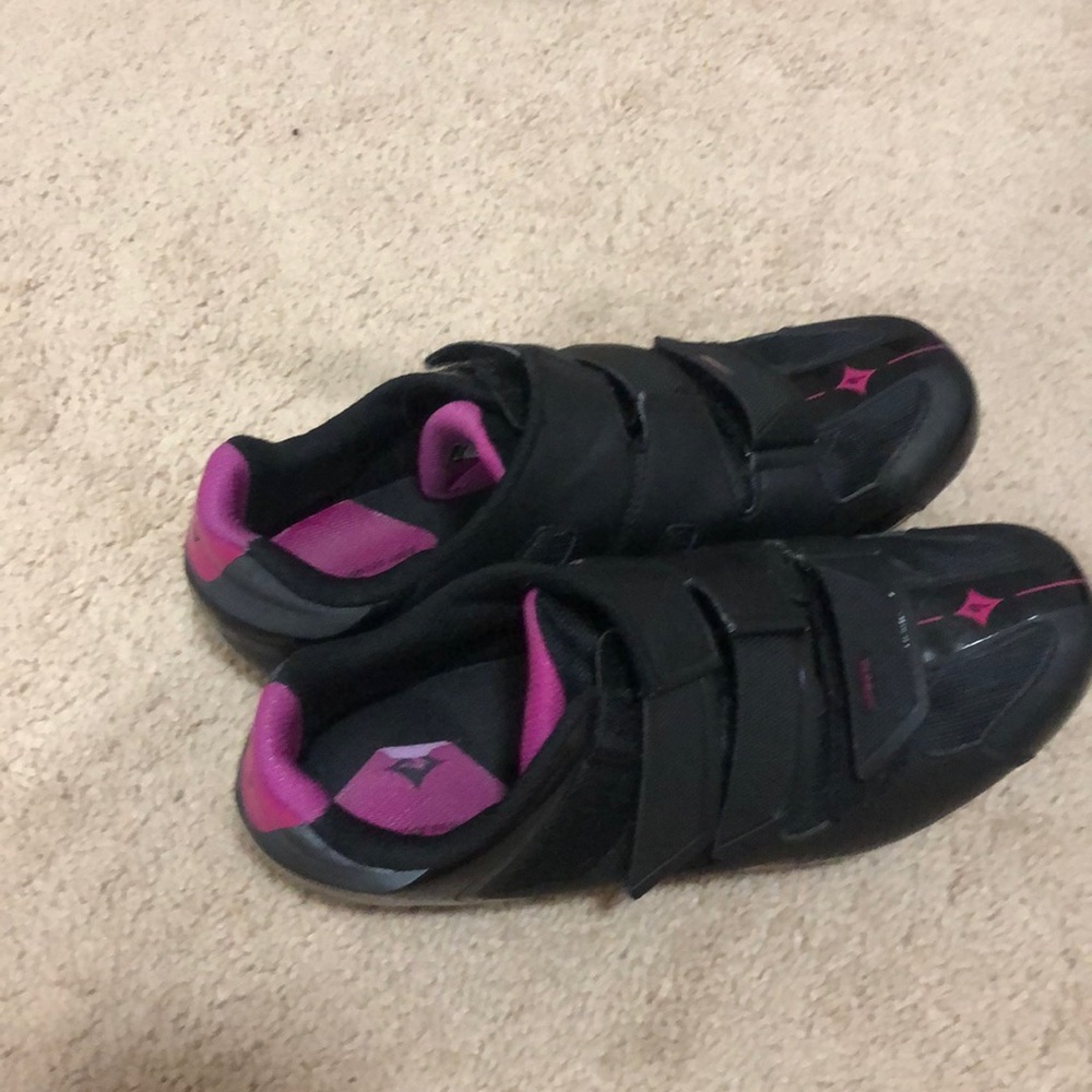 Spin shoes